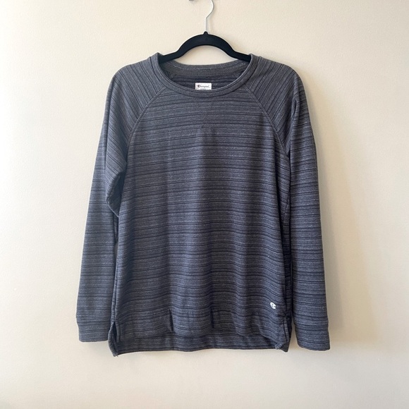 ⭐️2 FOR $20⭐️ Champion Grey Pullover sweater - Picture 3 of 12